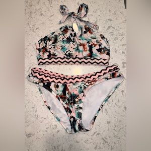 Hula Honey Pink bikini 🩷🤍🖤💙